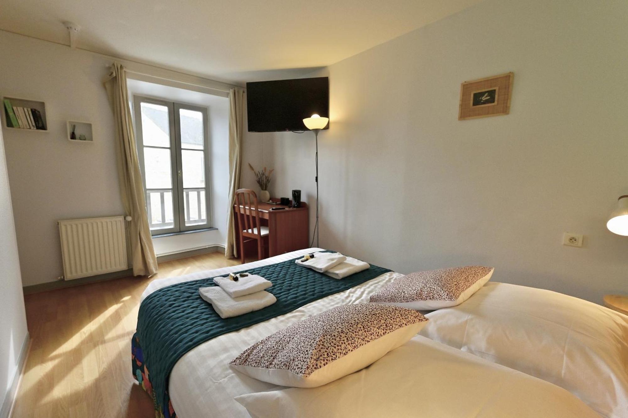 Hotel La Cuisine Des Lulus Montainville  الغرفة الصورة