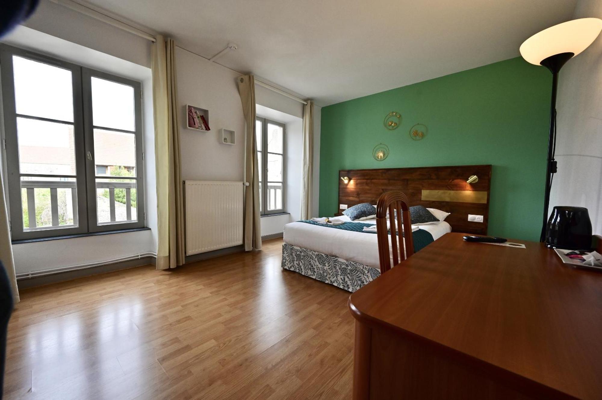 Hotel La Cuisine Des Lulus Montainville  المظهر الخارجي الصورة